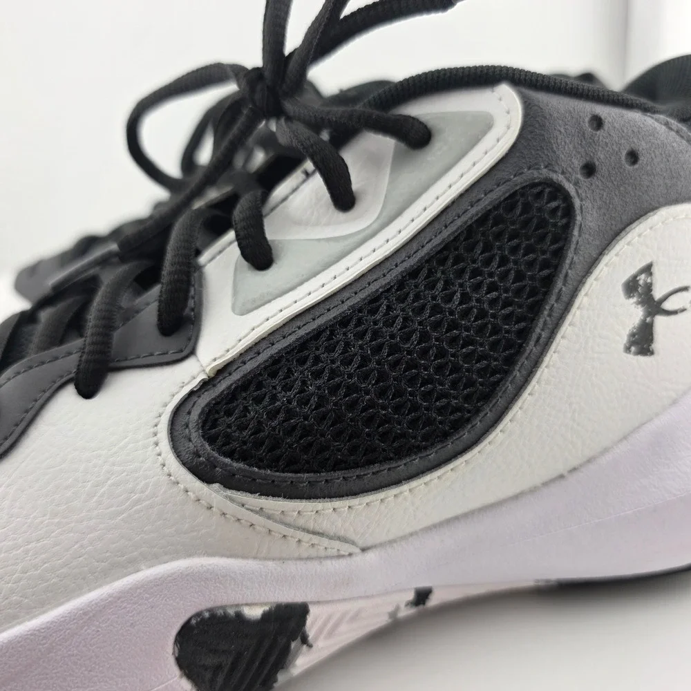 Under Armour excellent pre